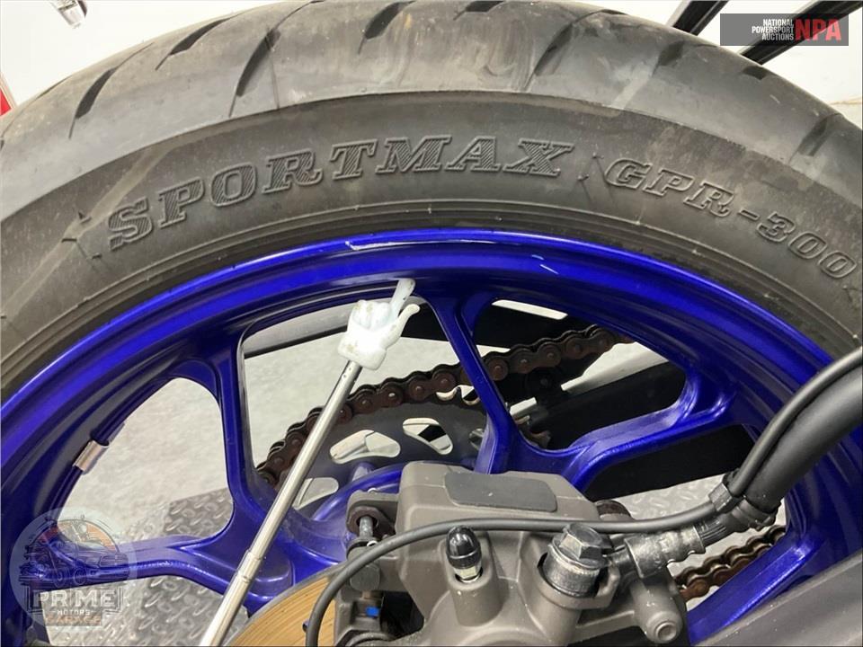 2024 Yamaha YZF-R3 — фото 14
