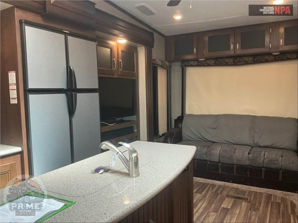 2017 Keystone Rv M-305 RL - MONTANA HIGH COUNTRY FIFTH WHEEL SERIES — фото 7