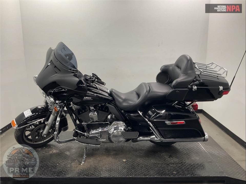 2016 Harley-Davidson FLHTCU ULTRA CLASSIC ELECTRA GLIDE — фото 3