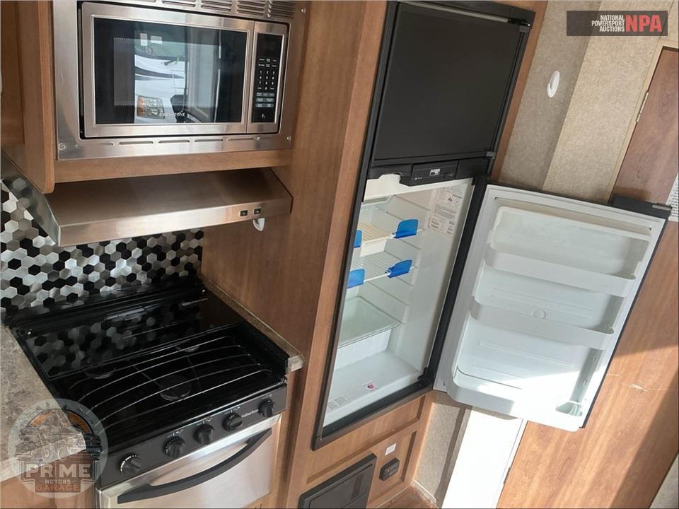 2018 Coachmen By Forest River M-26 TH - CATALINA TRAIL BLAZER TOY HAULER SERIES — фото 24