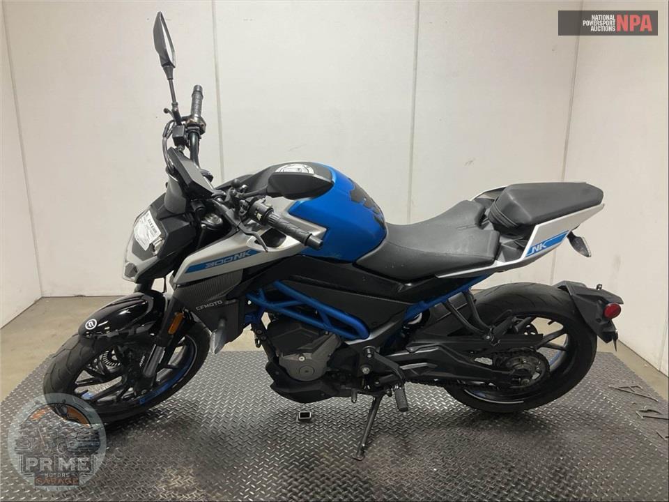 2023 Cf Moto 300NK — фото 3