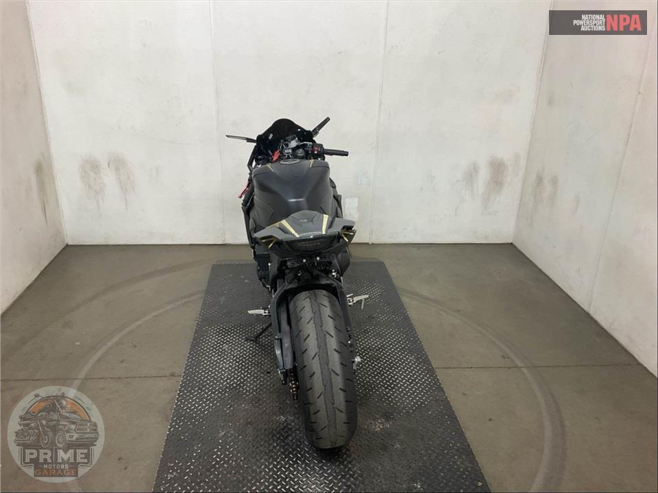 2018 Honda CBR1000RR — фото 4
