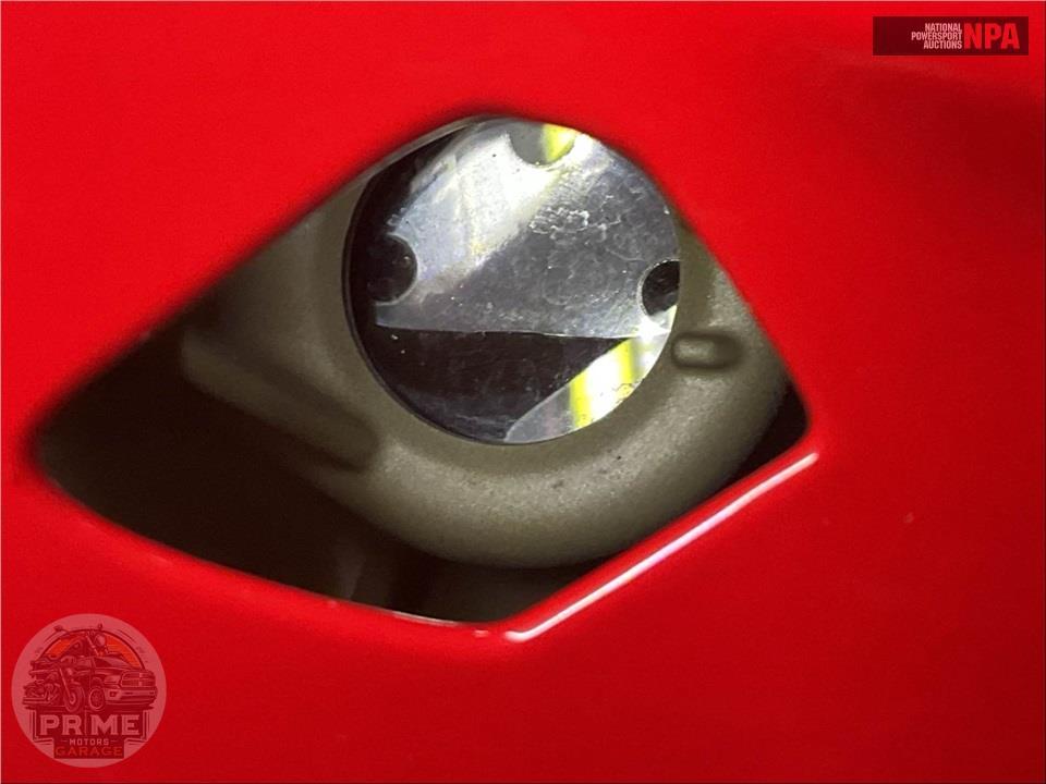 2025 Ducati PANIGALE V2 BAYLISS — фото 9