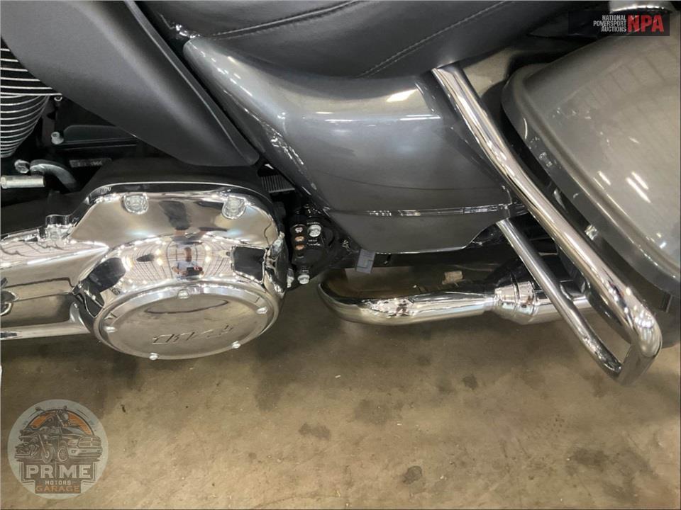 2022 Harley-Davidson FLHTK ULTRA LIMITED — фото 26