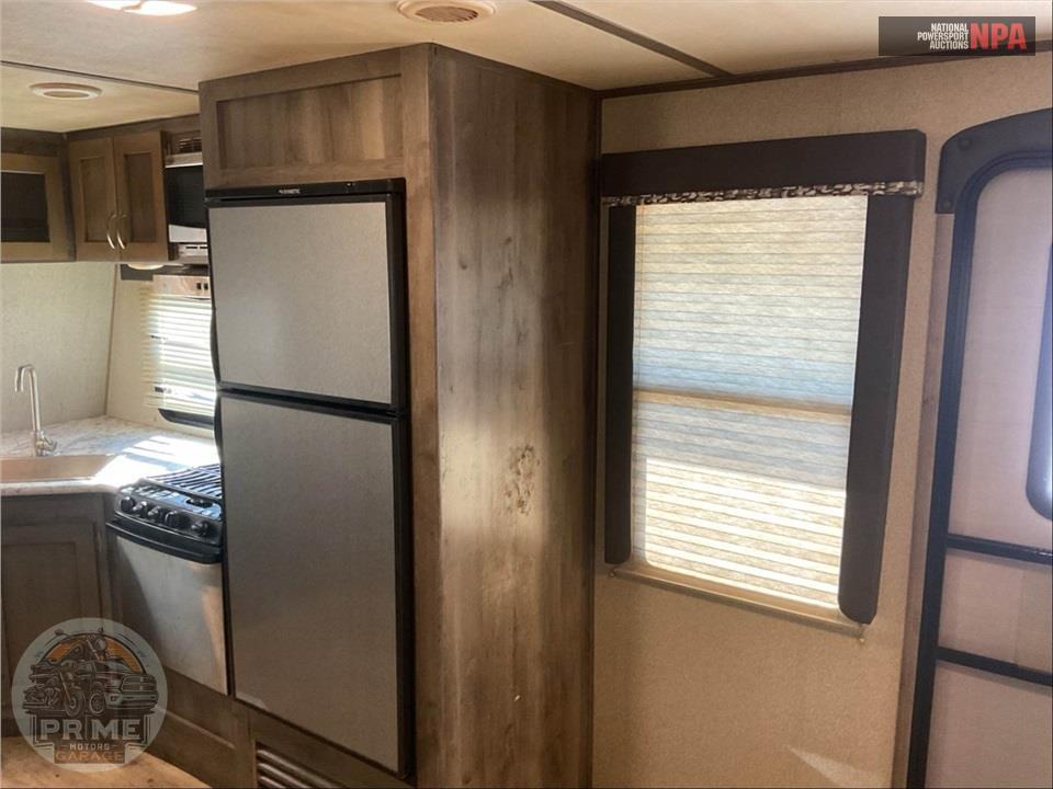 2018 Keystone Rv M-29 FK - SPRINTER CAMPFIRE EDITION SERIES — фото 7