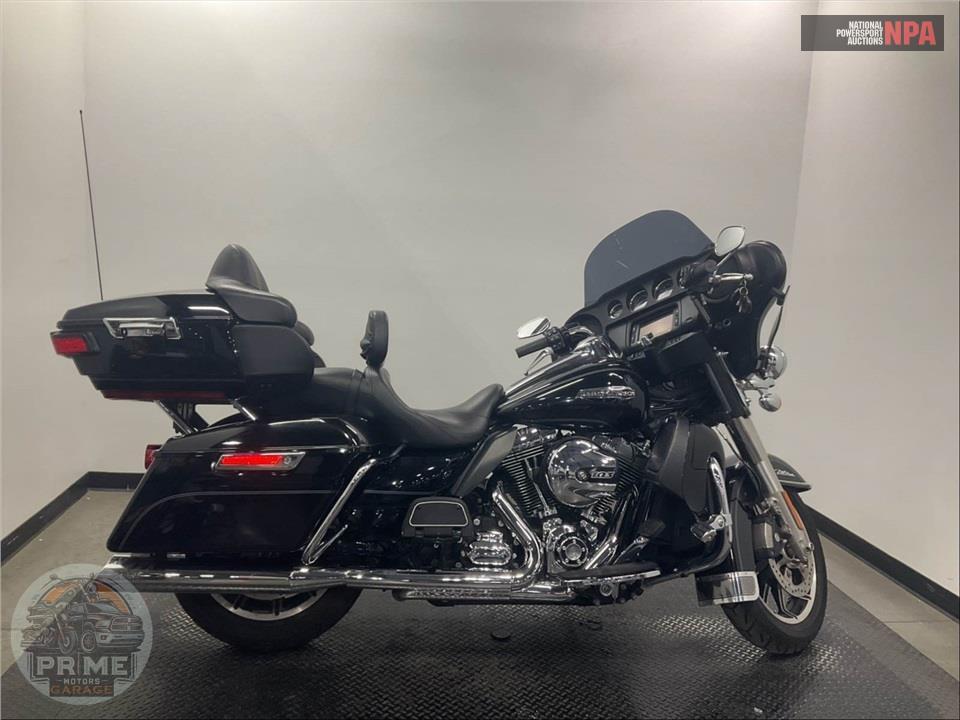 2015 Harley-Davidson FLHTCU ULTRA CLASSIC ELECTRA GLIDE — фото 1
