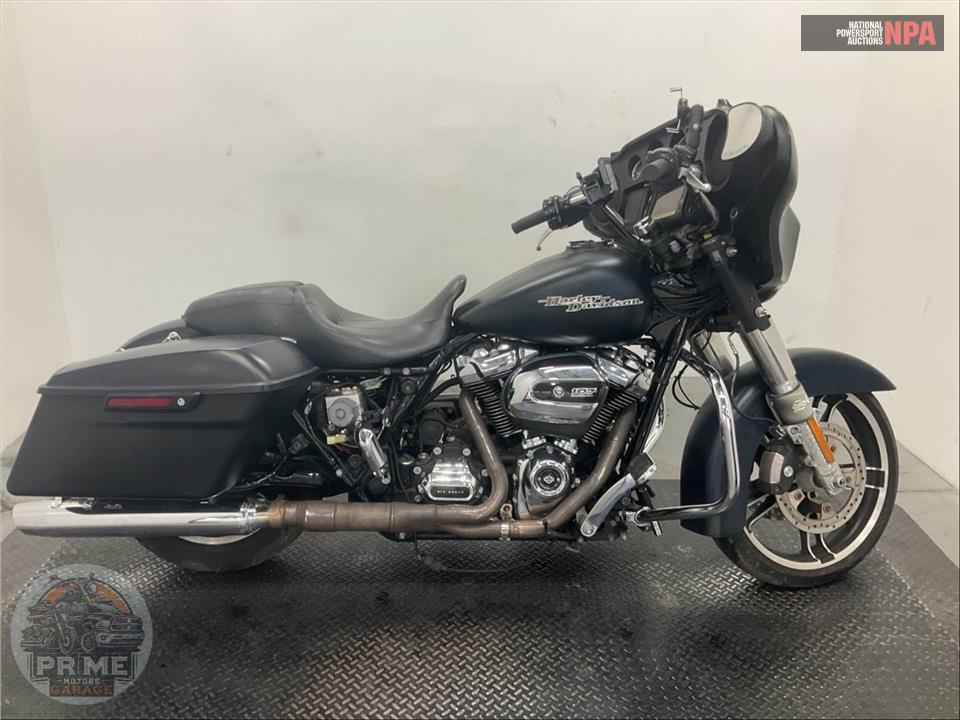 2017 Harley-Davidson FLHXS STREET GLIDE SPECIAL — фото 1