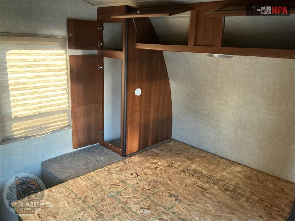 2015 Keystone Rv M-303 - IMPACT TOY HAULER SERIES — фото 9