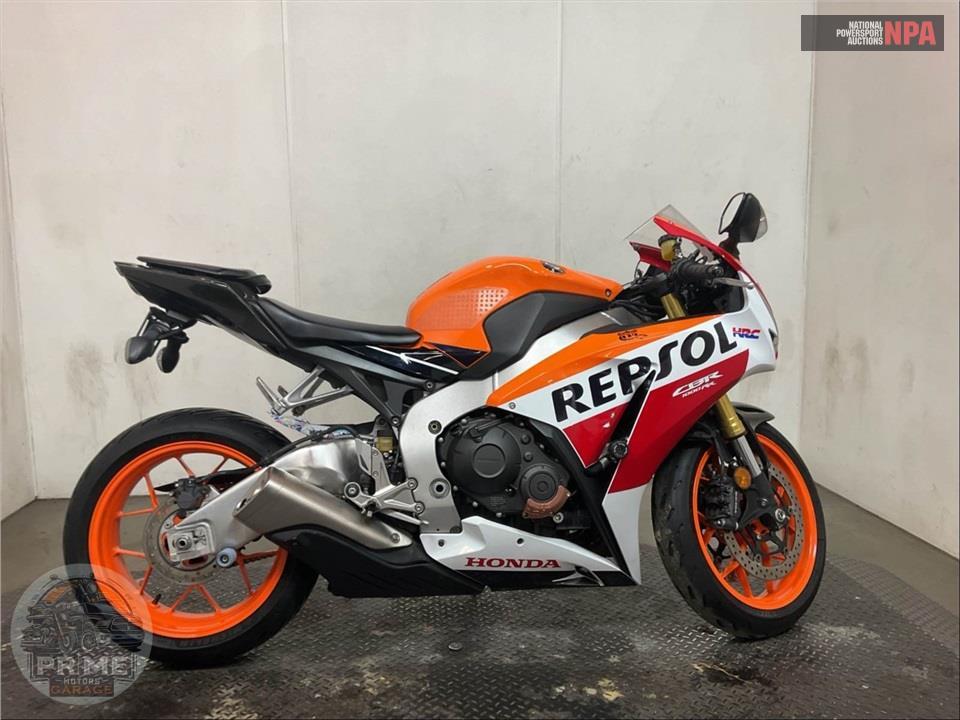 2015 Honda CBR1000RRF (REPSOL) — фото 1