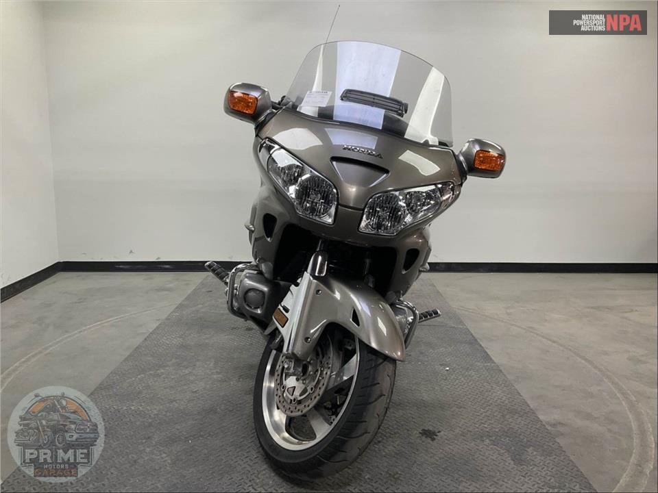 2008 Honda GL1800HPNM8 GOLDWING — фото 2