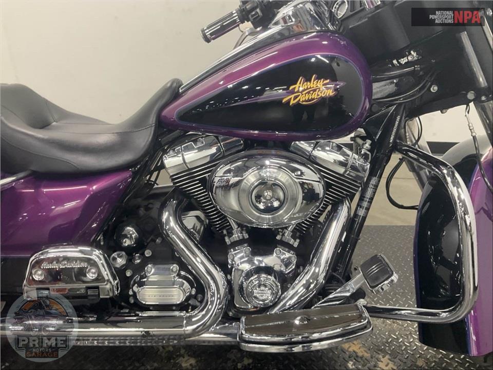2011 Harley-Davidson FLHX-103 STREET GLIDE — фото 6