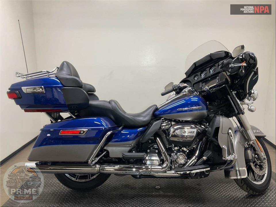 2017 Harley-Davidson FLHTK ULTRA LIMITED — фото 1