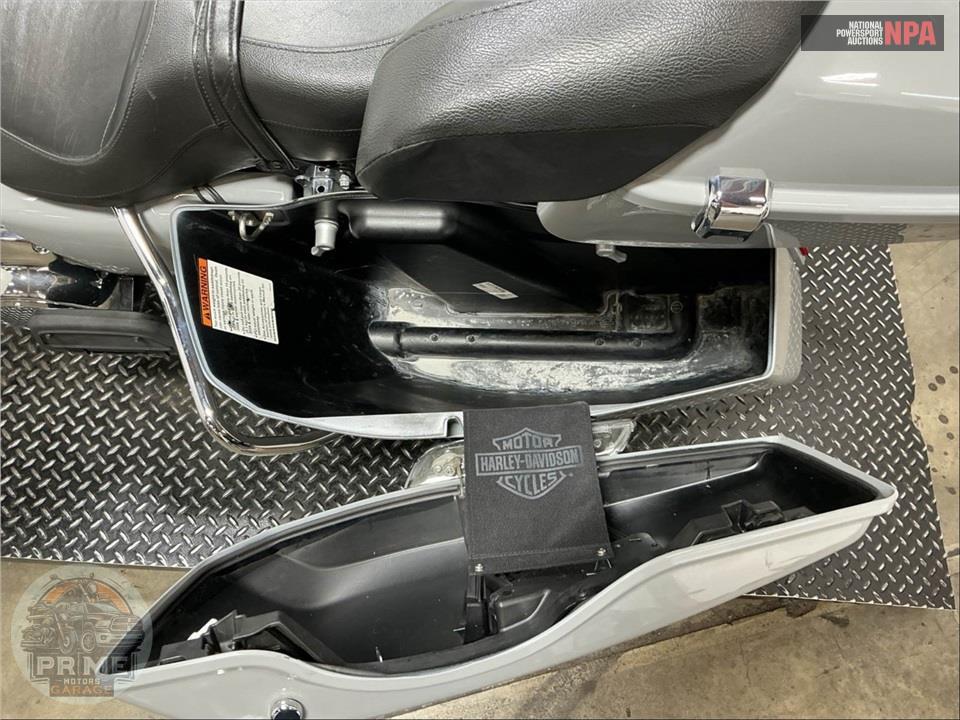 2025 Harley-Davidson FLHXU STEET GLIDE ULTRA — фото 21