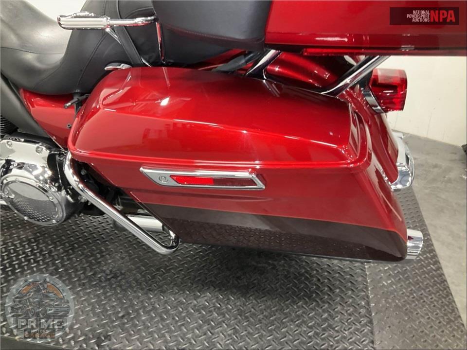 2018 Harley-Davidson FLHTKL ULTRA LIMITED LOW — фото 15