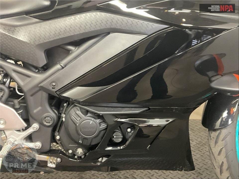 2024 Yamaha YZF-R3 — фото 6