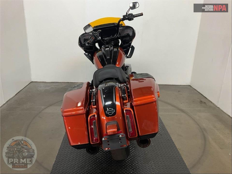2023 Harley-Davidson FLTRXSE CVO ROAD GLIDE — фото 4