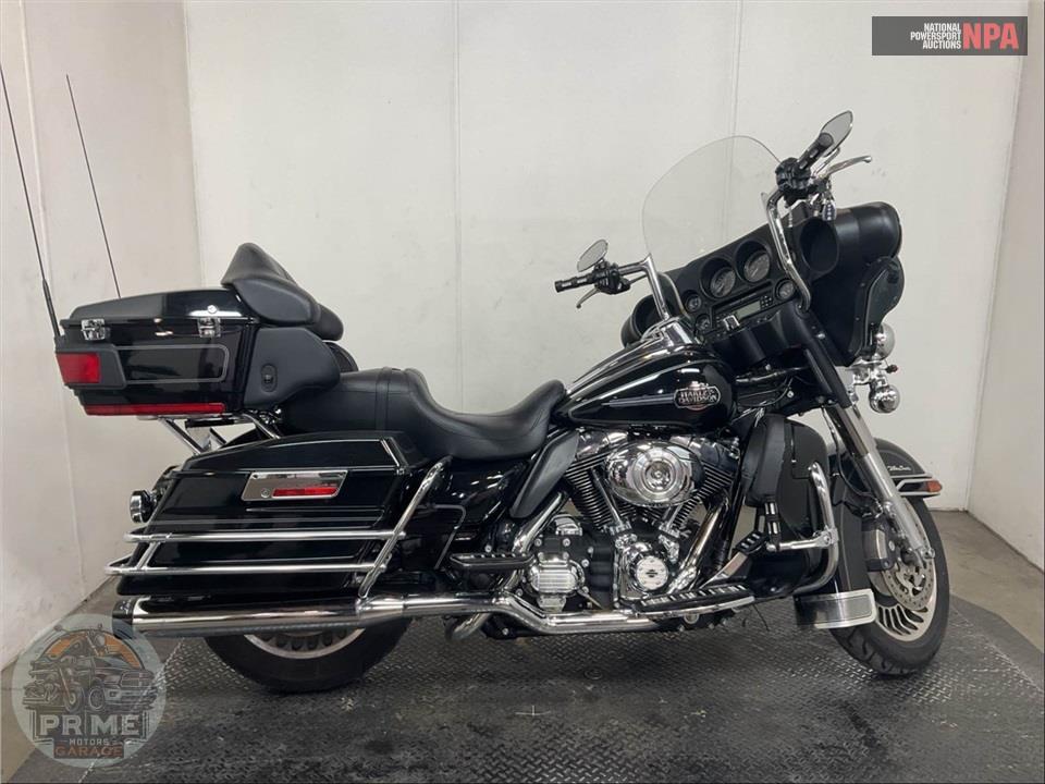 2013 Harley-Davidson FLHTCU UL CLSC EL GLIDE — фото 1
