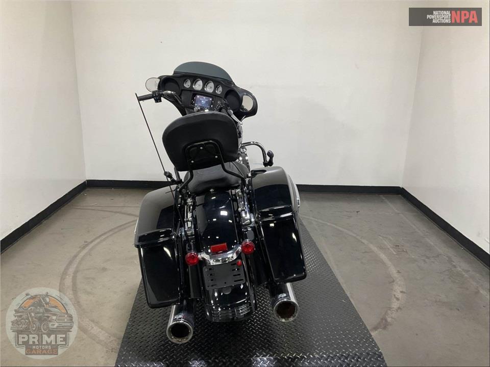 2023 Harley-Davidson FLHX STREET GLIDE — фото 4