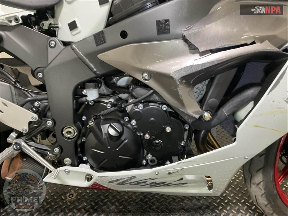 2025 Kawasaki ZX636KSFAL NINJA ZX-6R — фото 6