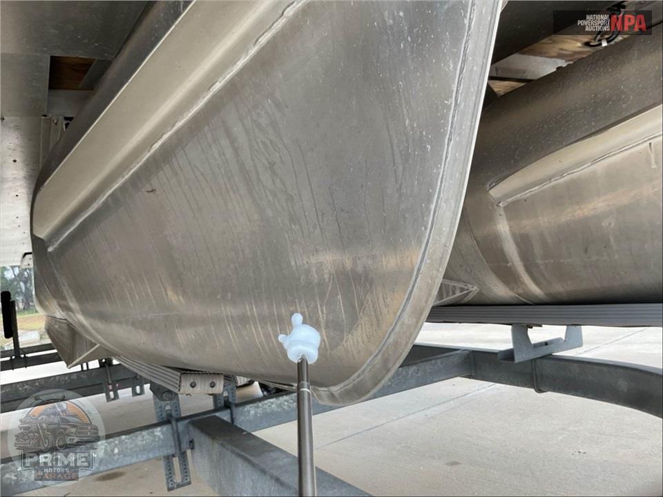 2022 Godfrey Marine 2286 SB(*)SWEETWATER SERIES L=23/E=1-150HP MERCURY OB — фото 15