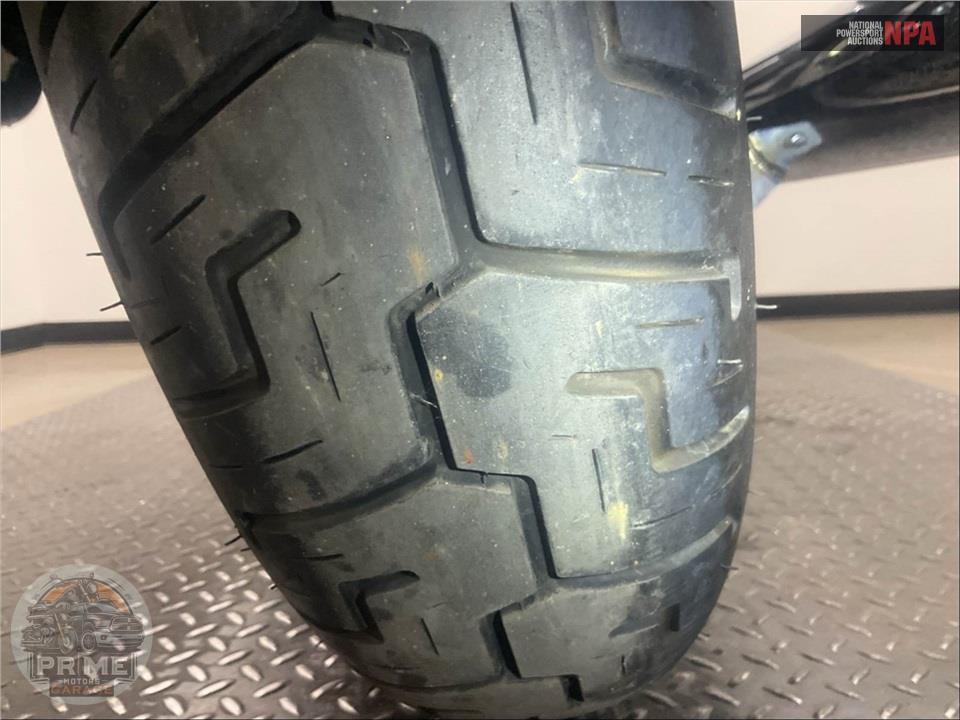 2015 Harley-Davidson FLD-103 DYNA SWITCHBACK — фото 24