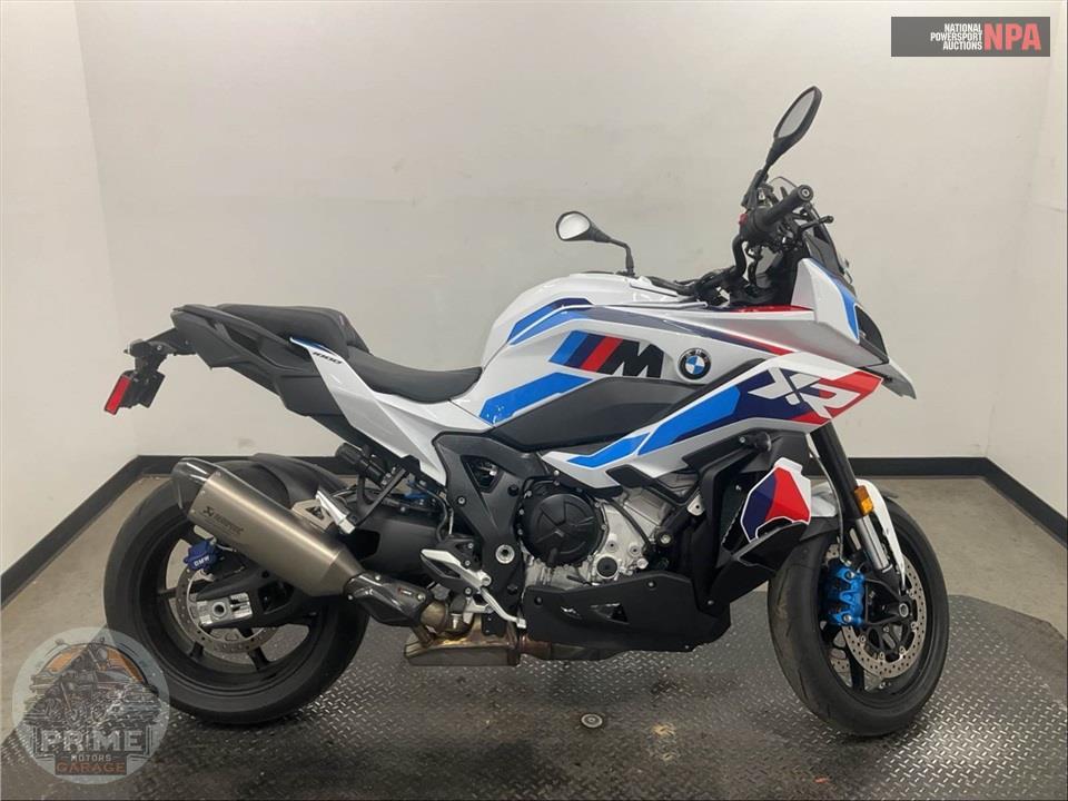 2026 BMW M1000XR