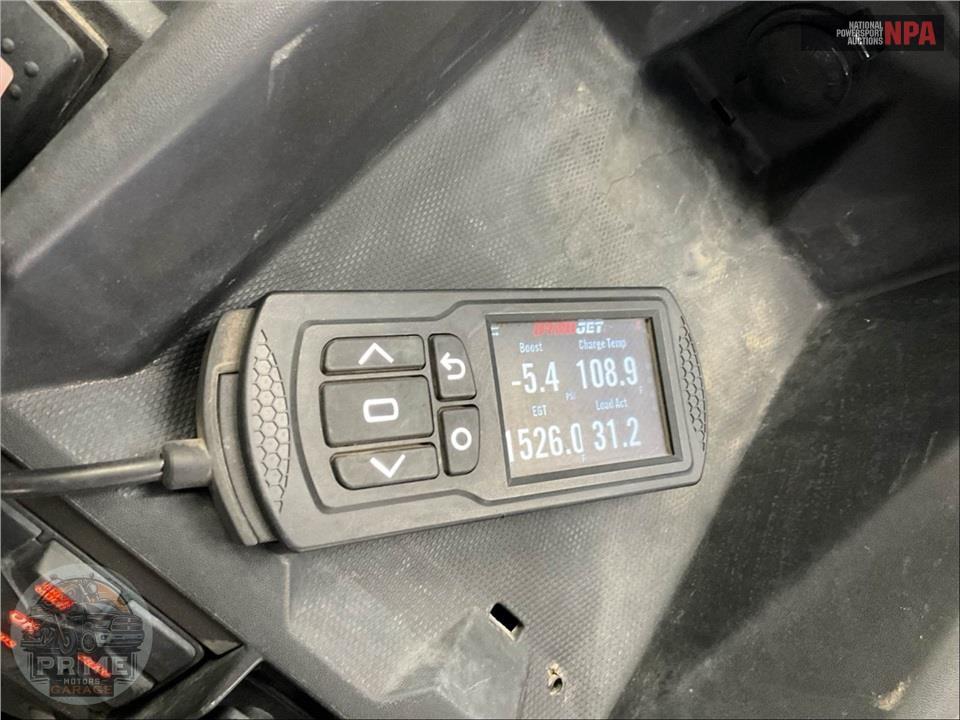2021 Can-Am MAVERICK X3 DS TURBO — фото 10