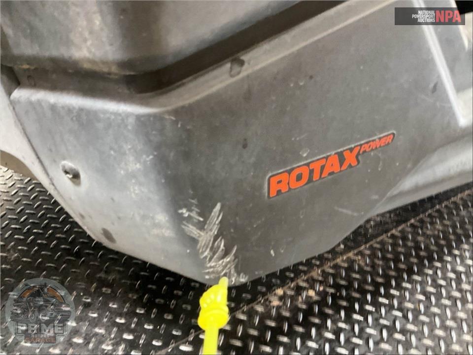 2021 Can-Am MAVERICK X3 MAX DS TURBO R (DESERT TAN & CARBON BLACK) — фото 28