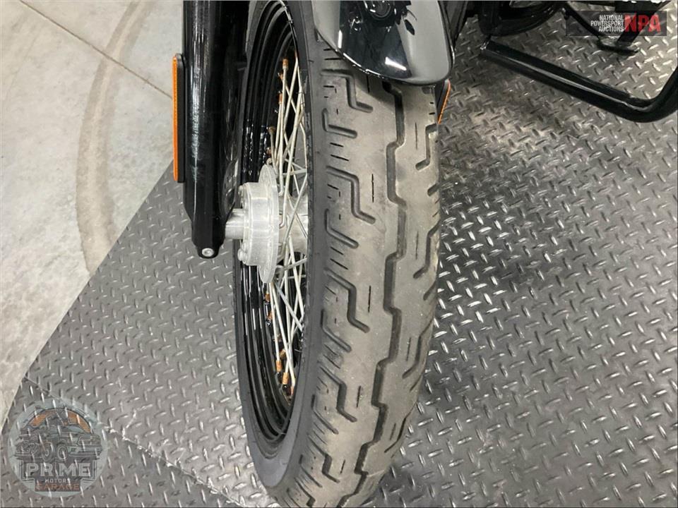 2018 Harley-Davidson FXBB STREET BOB — фото 15
