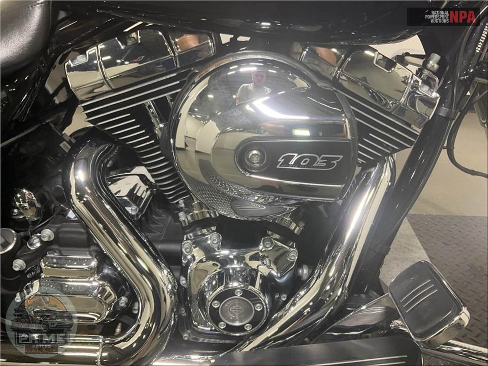 2016 Harley-Davidson FLHX STREET GLIDE — фото 6