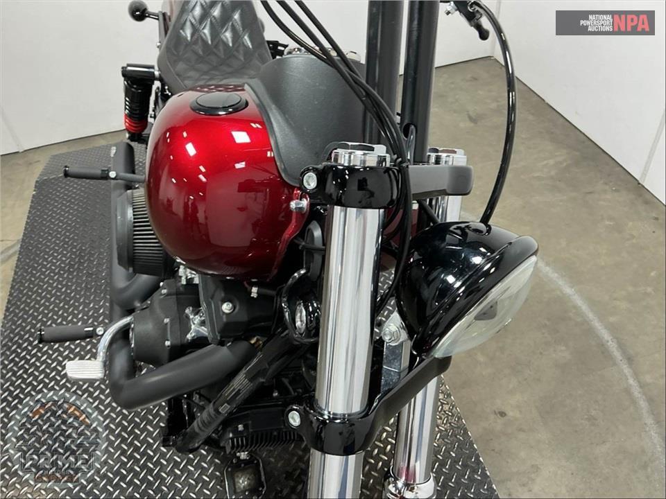 2016 Harley-Davidson FXDB STREET BOB — фото 23