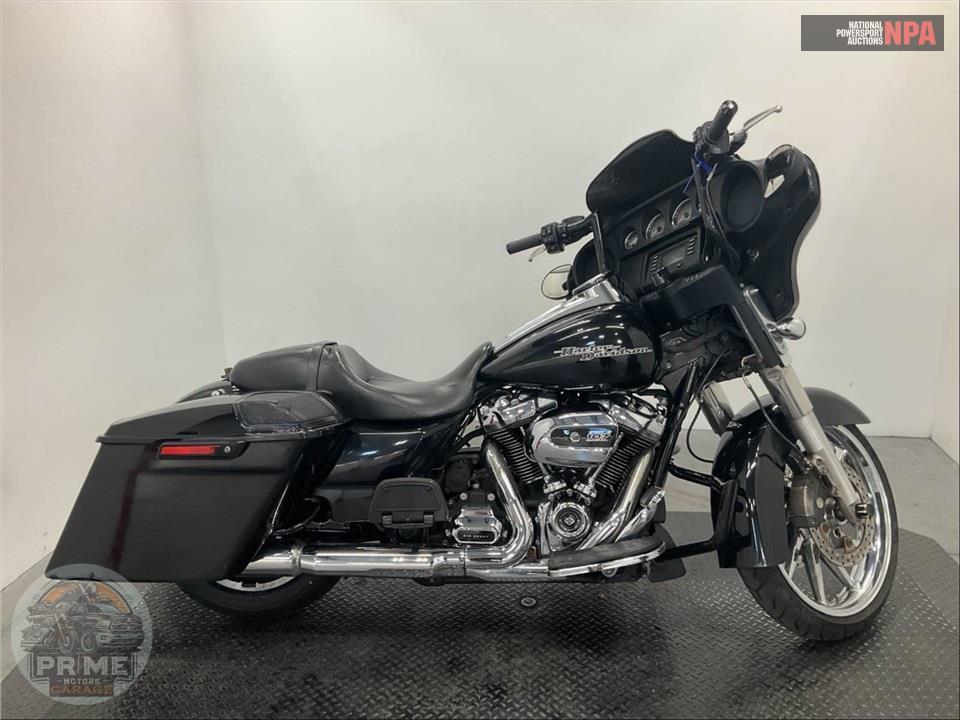 2017 Harley-Davidson FLHX STREET GLIDE — фото 1