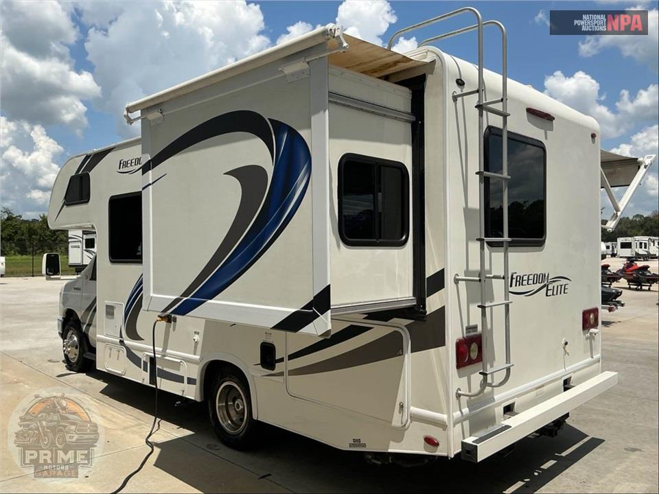 2019 Thor Motor Coach M-22FE E350-V10 - FREEDOM ELITE SERIES — фото 4