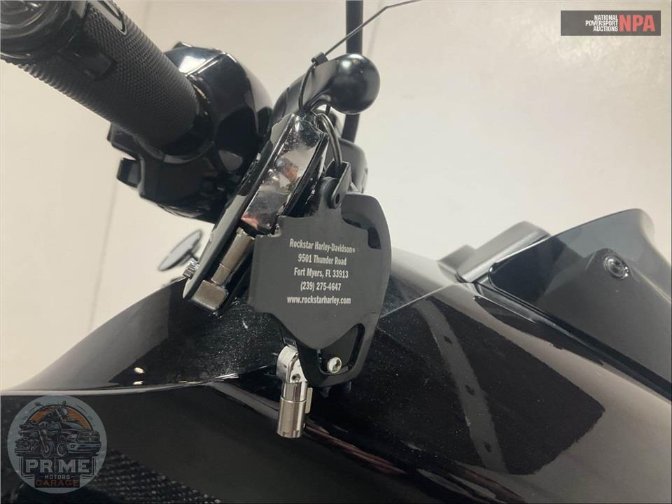 2024 Harley-Davidson FLTRXSTSE CVO ROAD GLIDE ST — фото 11
