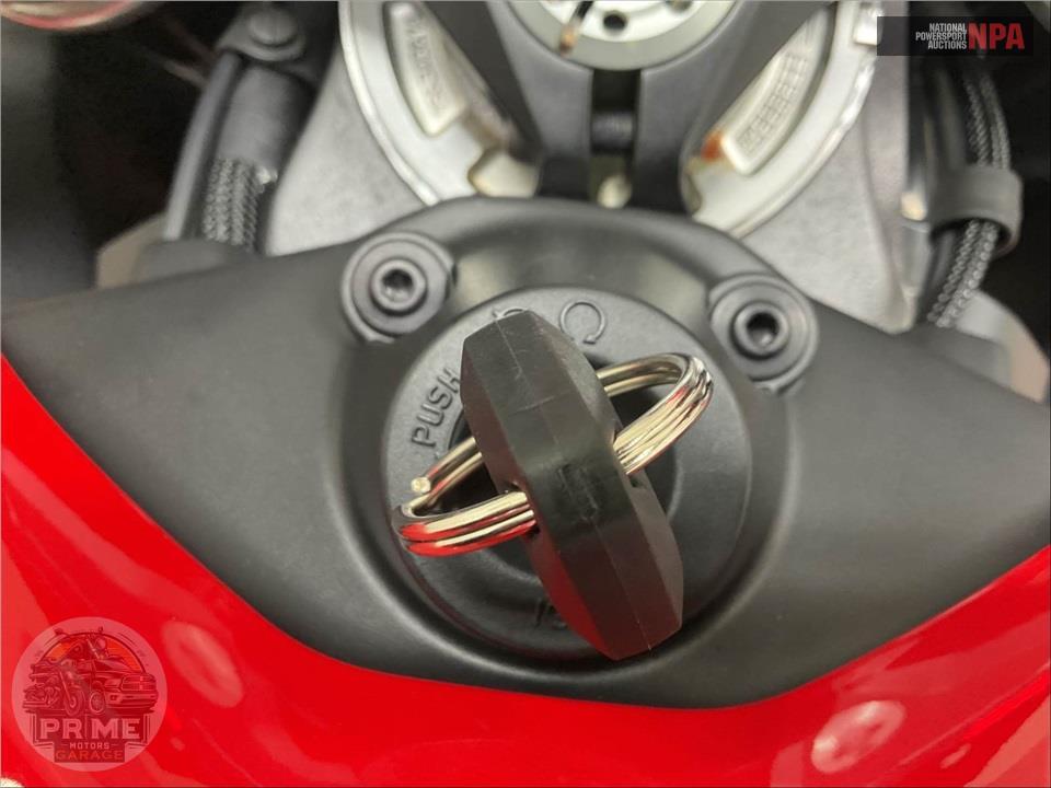 2025 Ducati PANIGALE V4 — фото 11