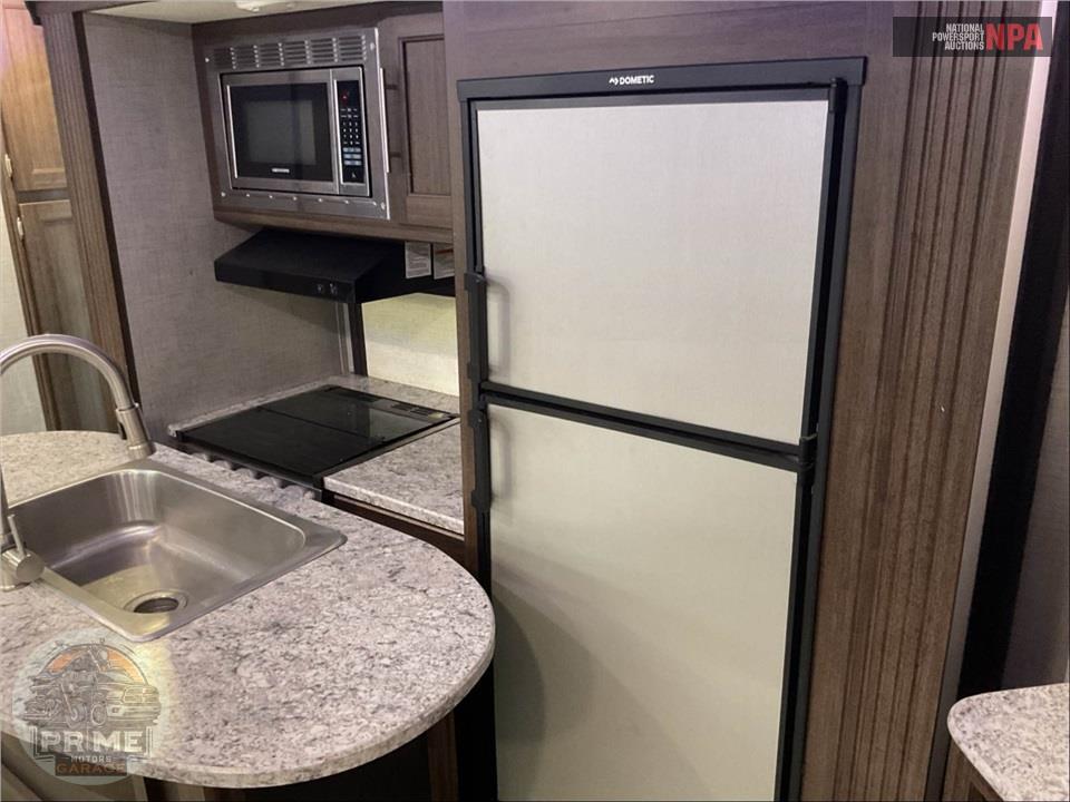 2020 Crossroads Rv M-331 BH - ZINGER SERIES — фото 18