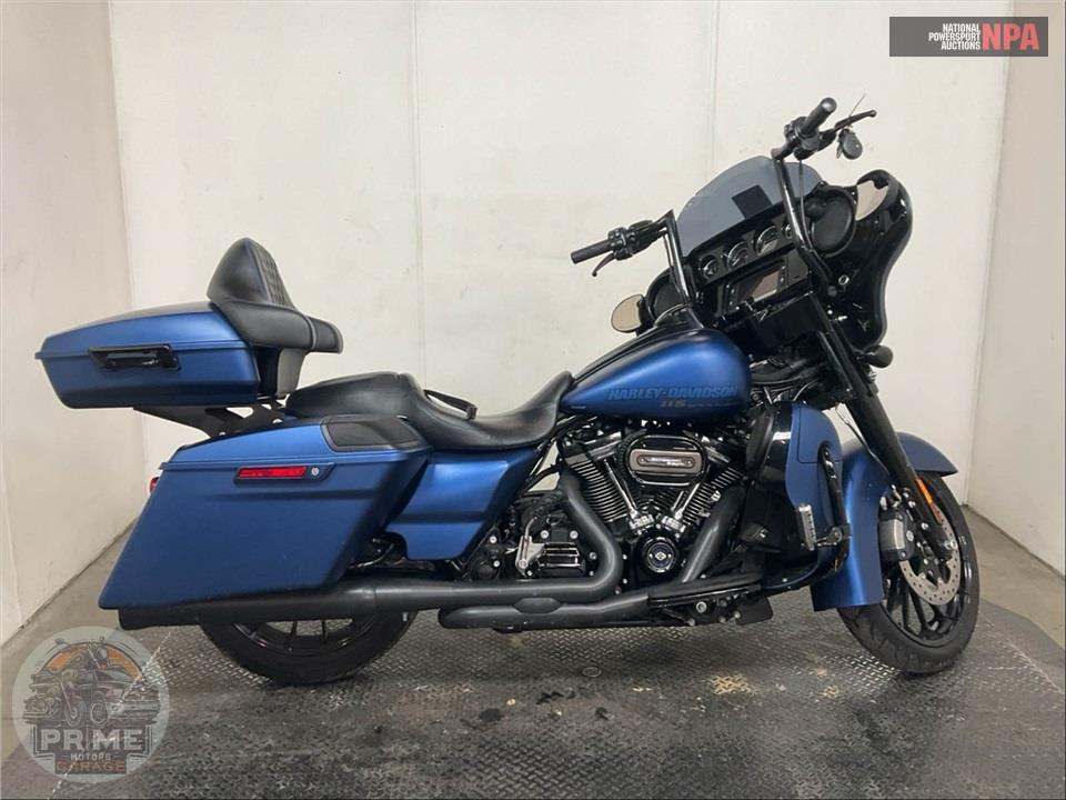 2018 Harley-Davidson FLHXS STREET GLIDE SPECIAL ANNIVERSARY — фото 1