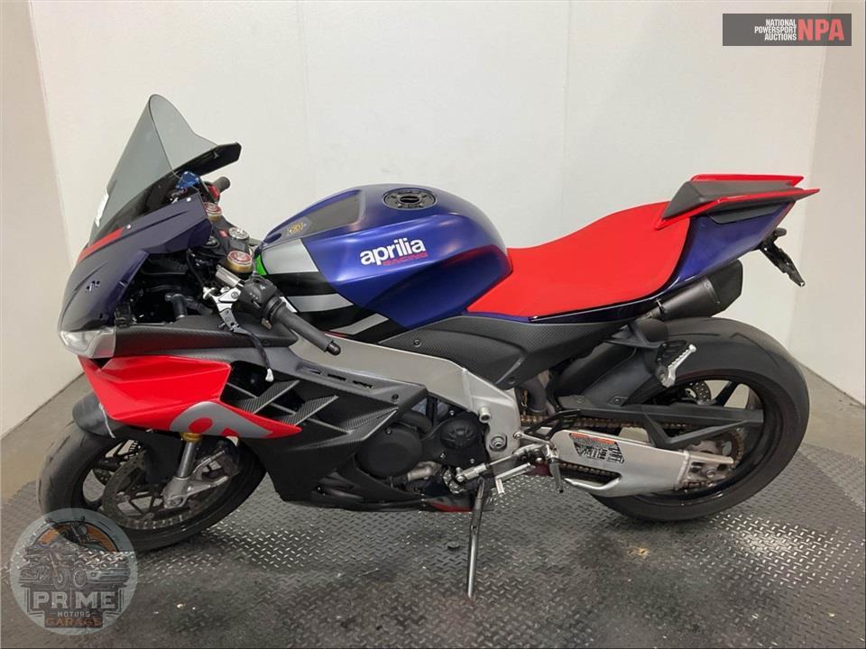 2022 Aprilia RSV4 1100 — фото 3