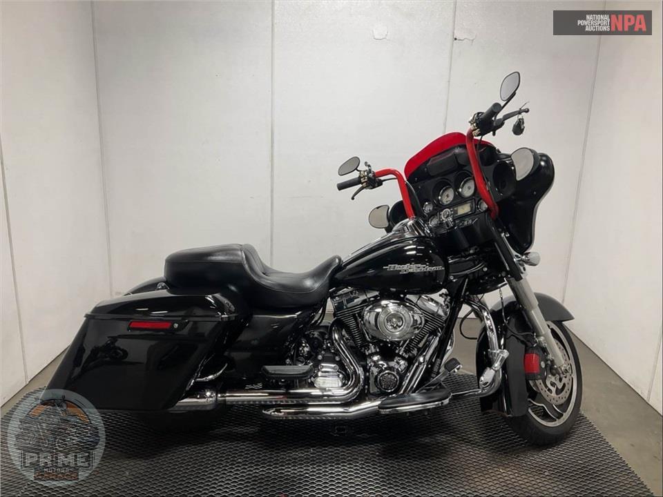 2013 Harley-Davidson FLHX STREET GLIDE — фото 1