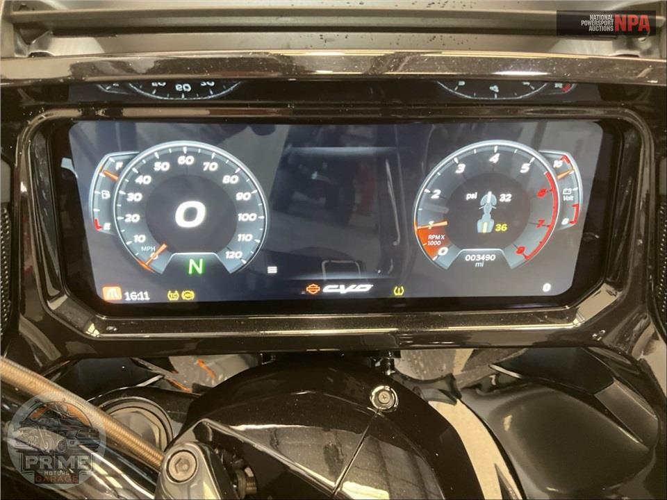2025 Harley-Davidson FLTRXSE CVO ROAD GLIDE — фото 5