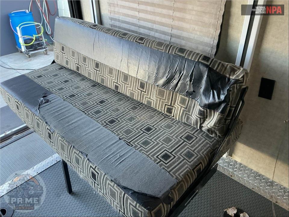 2015 Keystone Rv M-303 - IMPACT TOY HAULER SERIES — фото 8