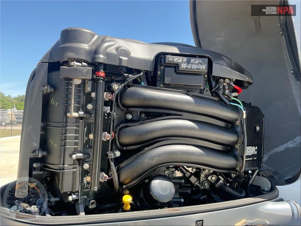 2018 Century  Boats 2200 CC(*) L=22/E=1-225HP YAMAHA OB — фото 7
