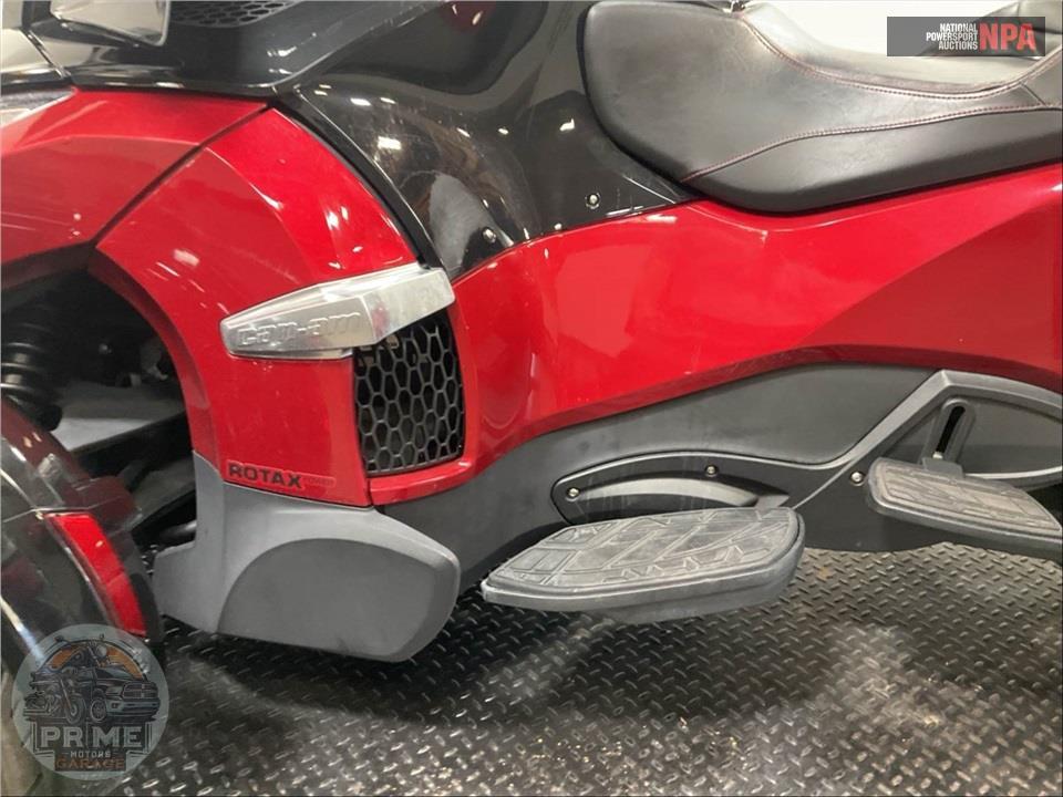 2015 Can-Am SPYDER RT SE6 SPECIAL SERIES — фото 7