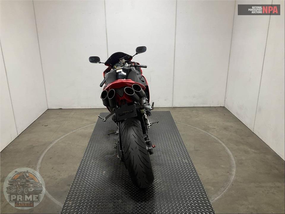 2011 Yamaha YZF-R1 RED — фото 4