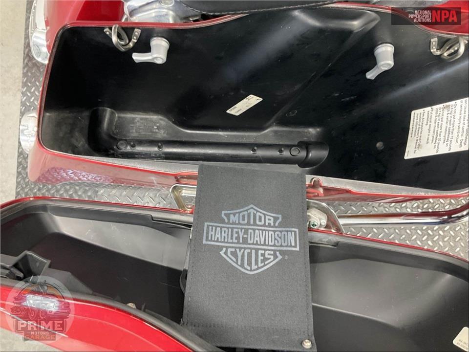2019 Harley-Davidson FLTRU ROAD GLIDE ULTRA — фото 22