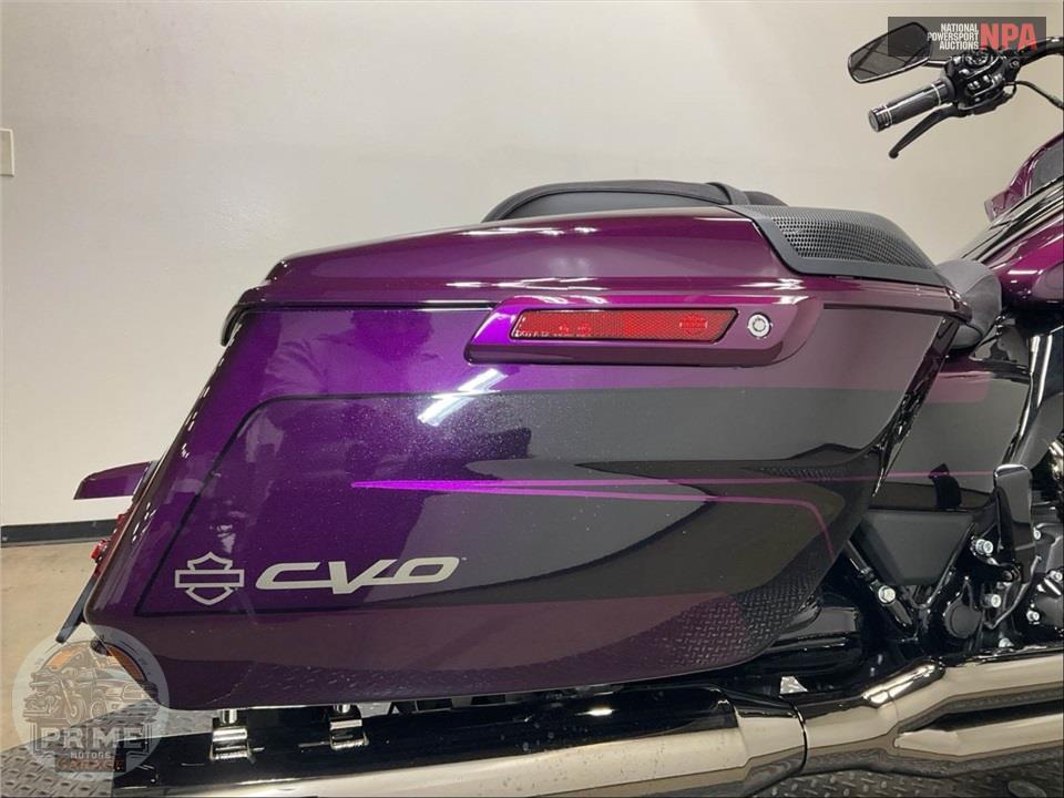 2025 Harley-Davidson FLTRXSE CVO ROAD GLIDE — фото 17