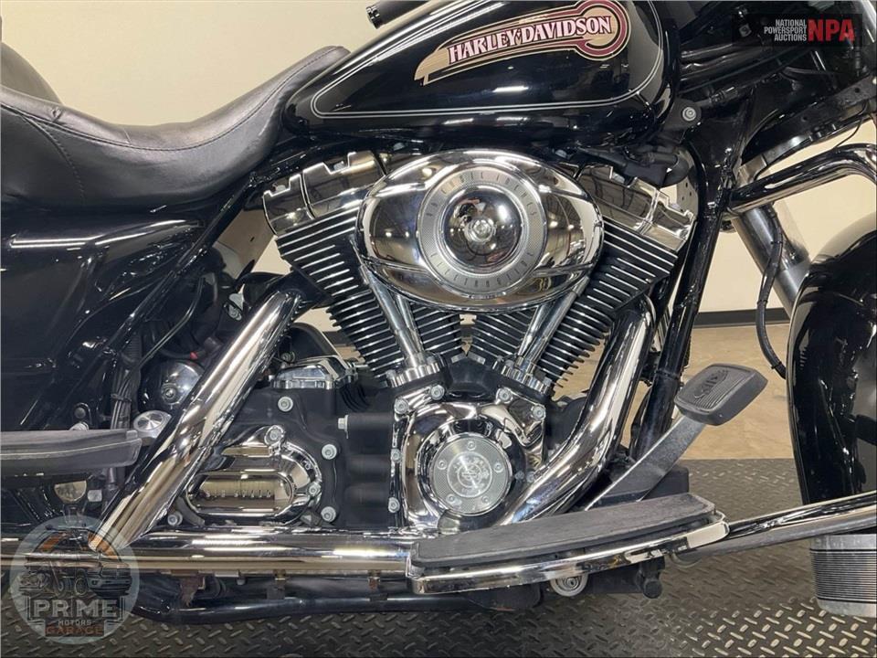 2007 Harley-Davidson FLHTC ELECTRA GLIDE CLASSIC — фото 6