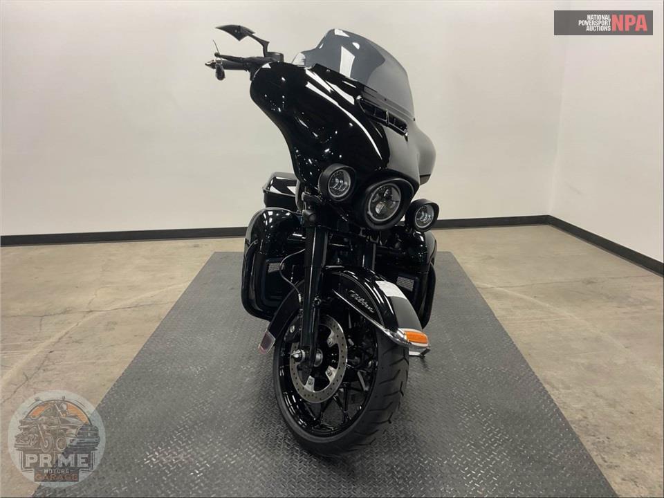 2015 Harley-Davidson FLHTCUL ULTRA CLASSIC LOW — фото 2
