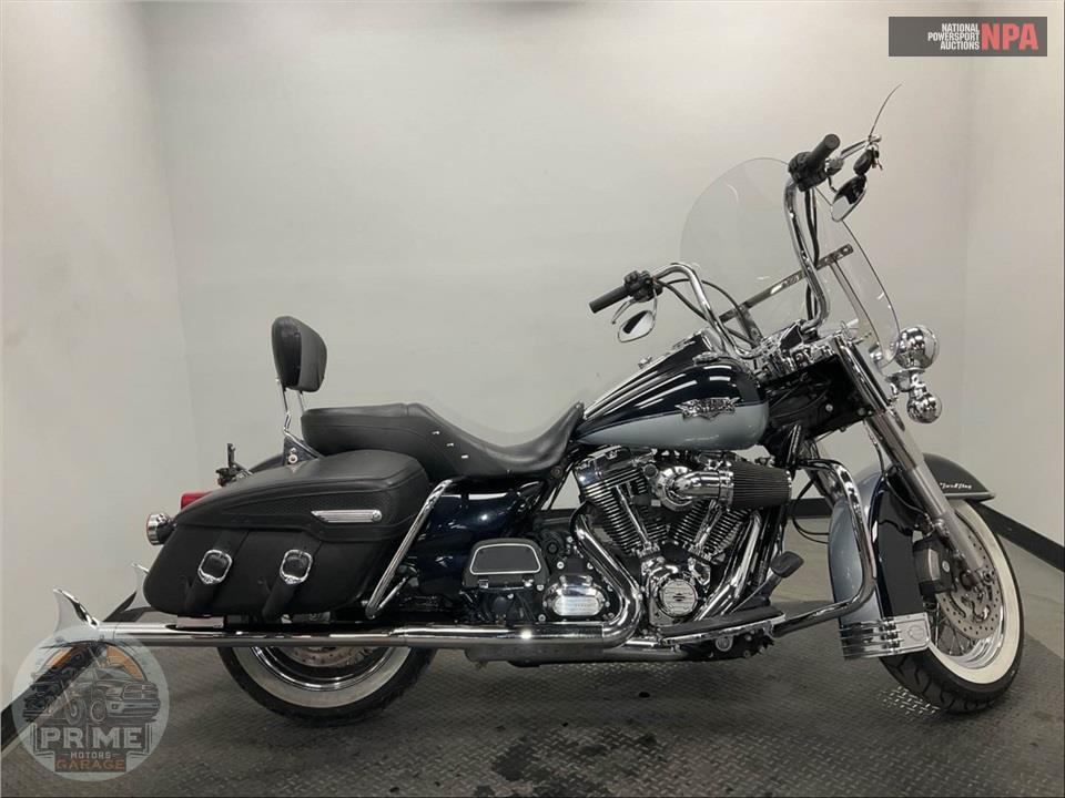2012 Harley-Davidson FLHRC ROAD KING CLSC — фото 1