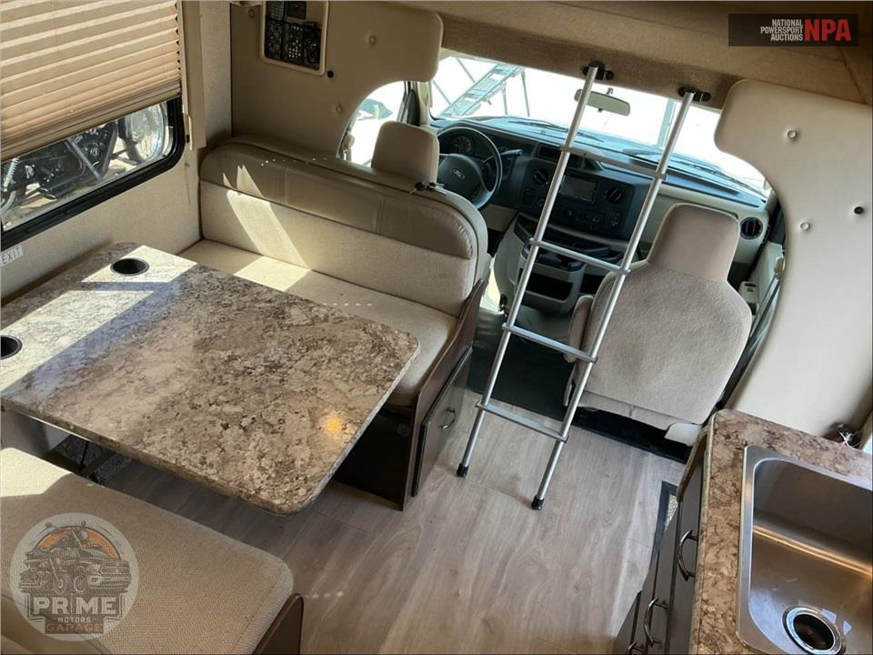 2019 Thor Motor Coach M-22FE E350-V10 - FREEDOM ELITE SERIES — фото 9